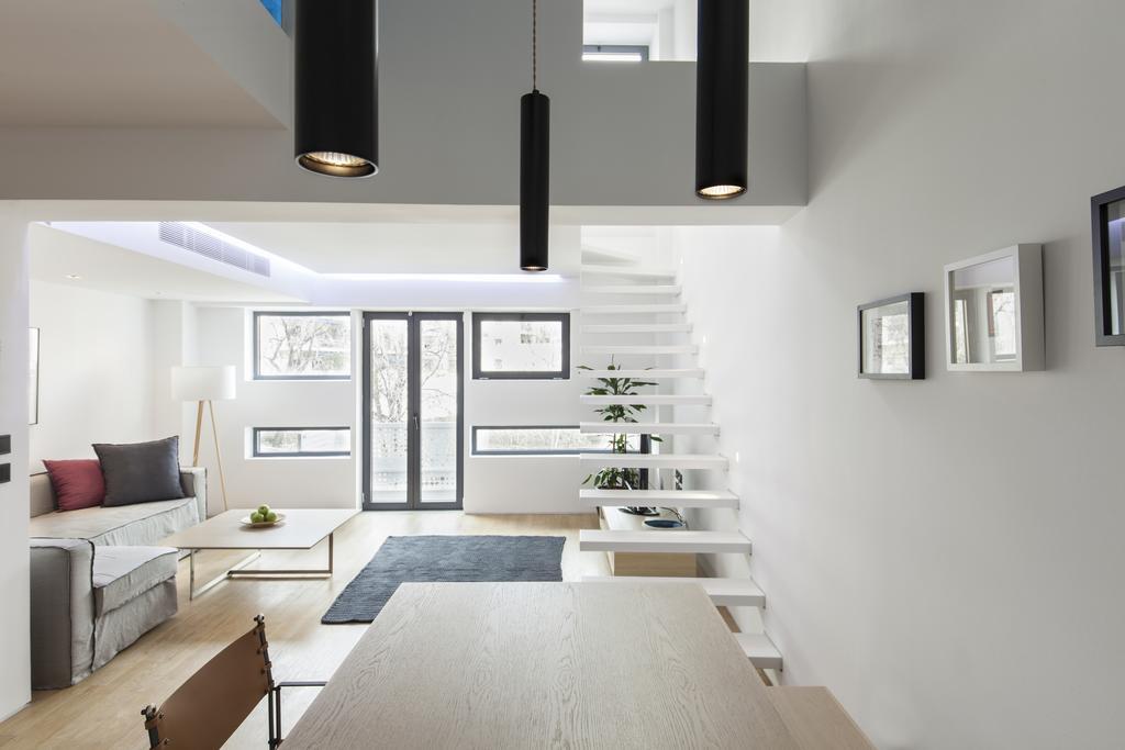 Urban Stripes Apartment Атина Екстериор снимка