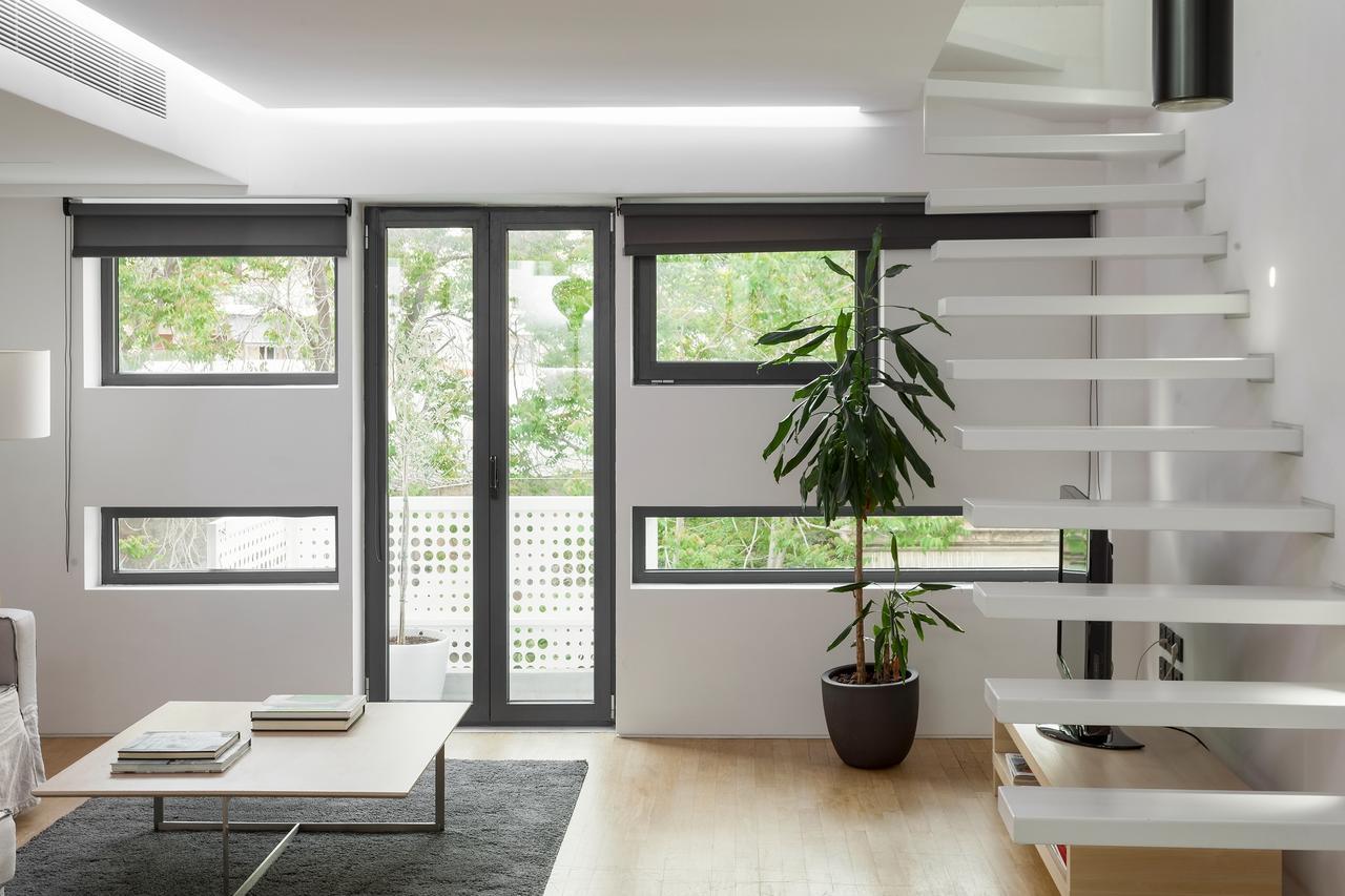Urban Stripes Apartment Атина Екстериор снимка