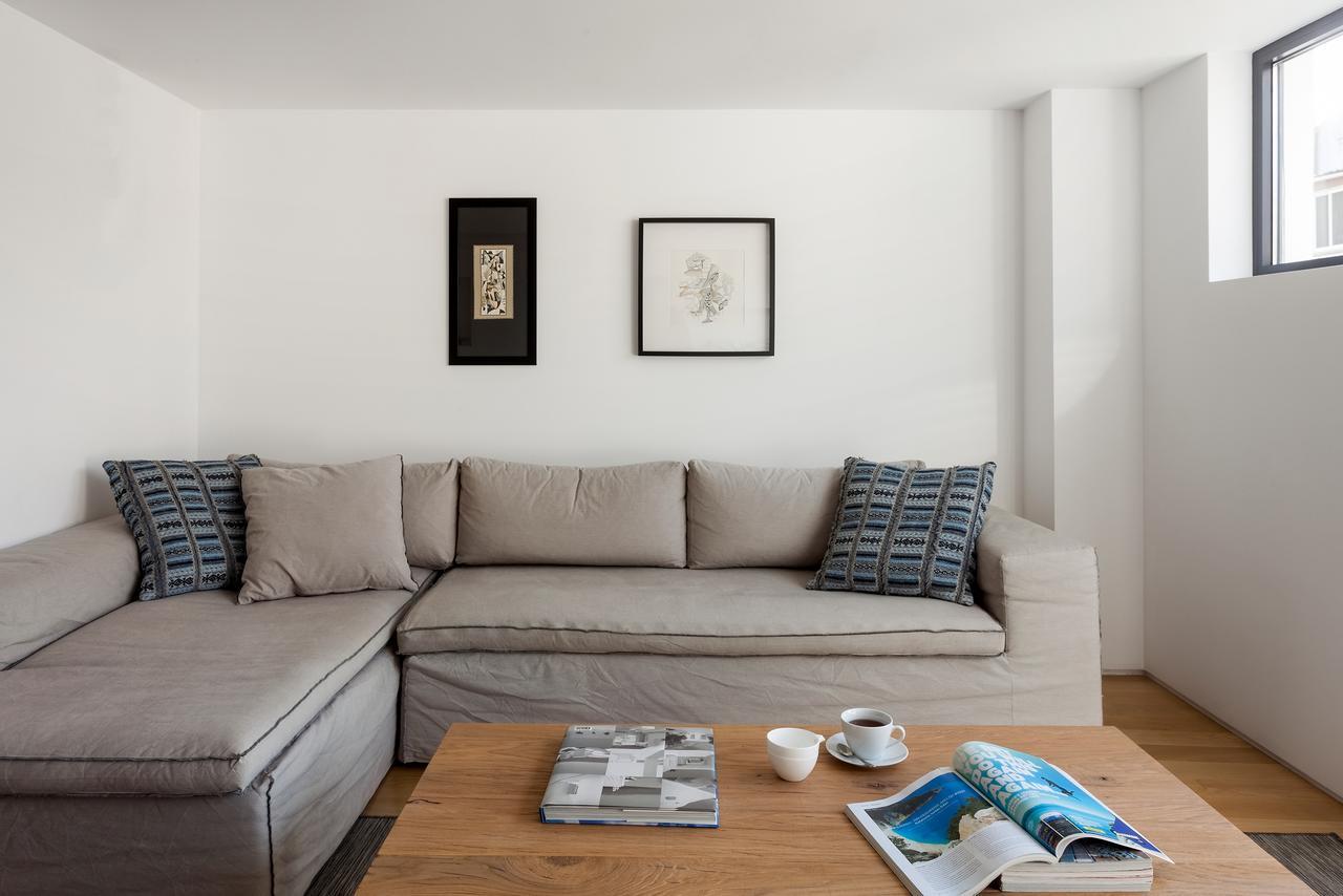 Urban Stripes Apartment Атина Екстериор снимка